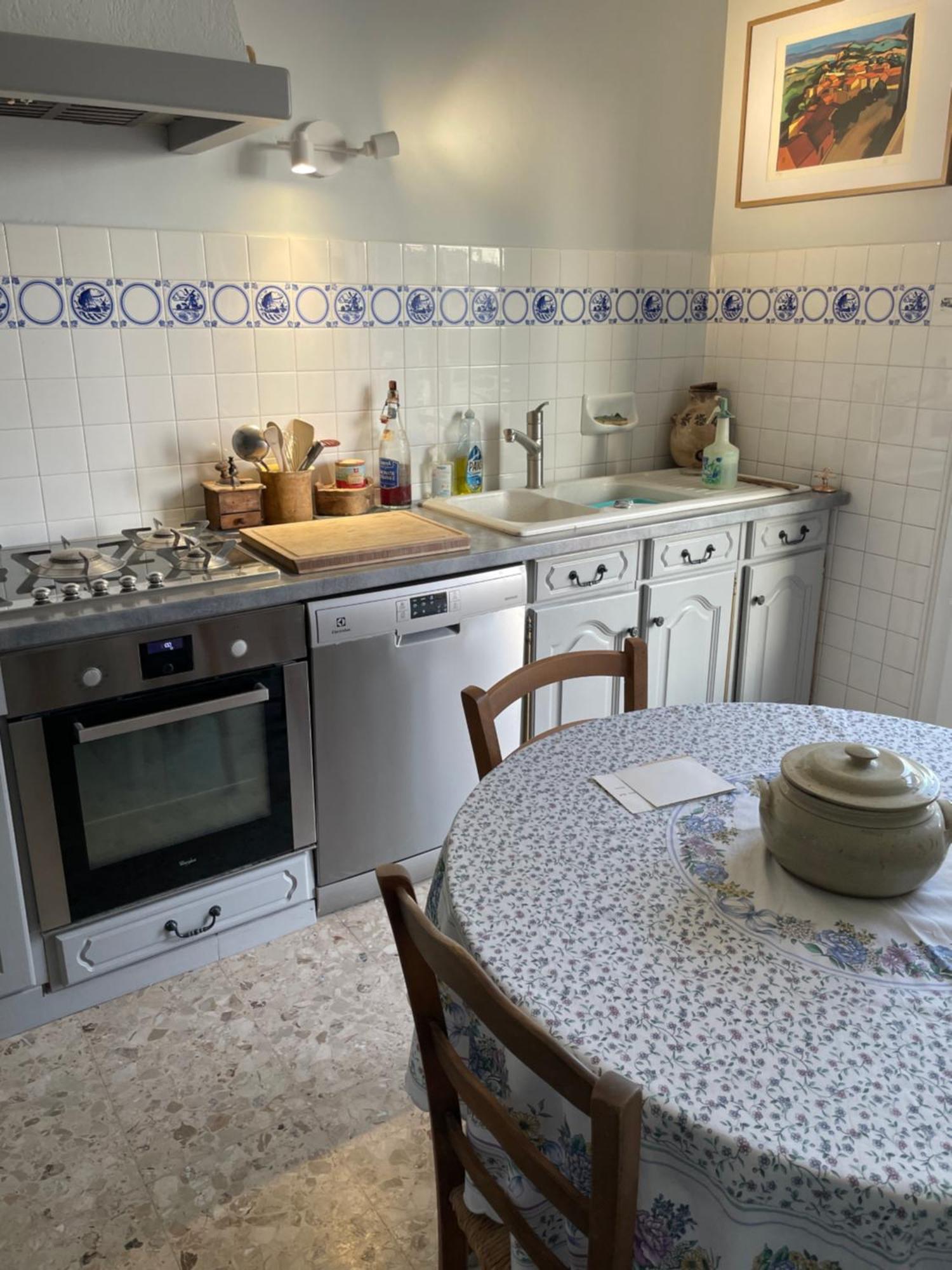 La Maison-Es-Maisons. Valréas エクステリア 写真